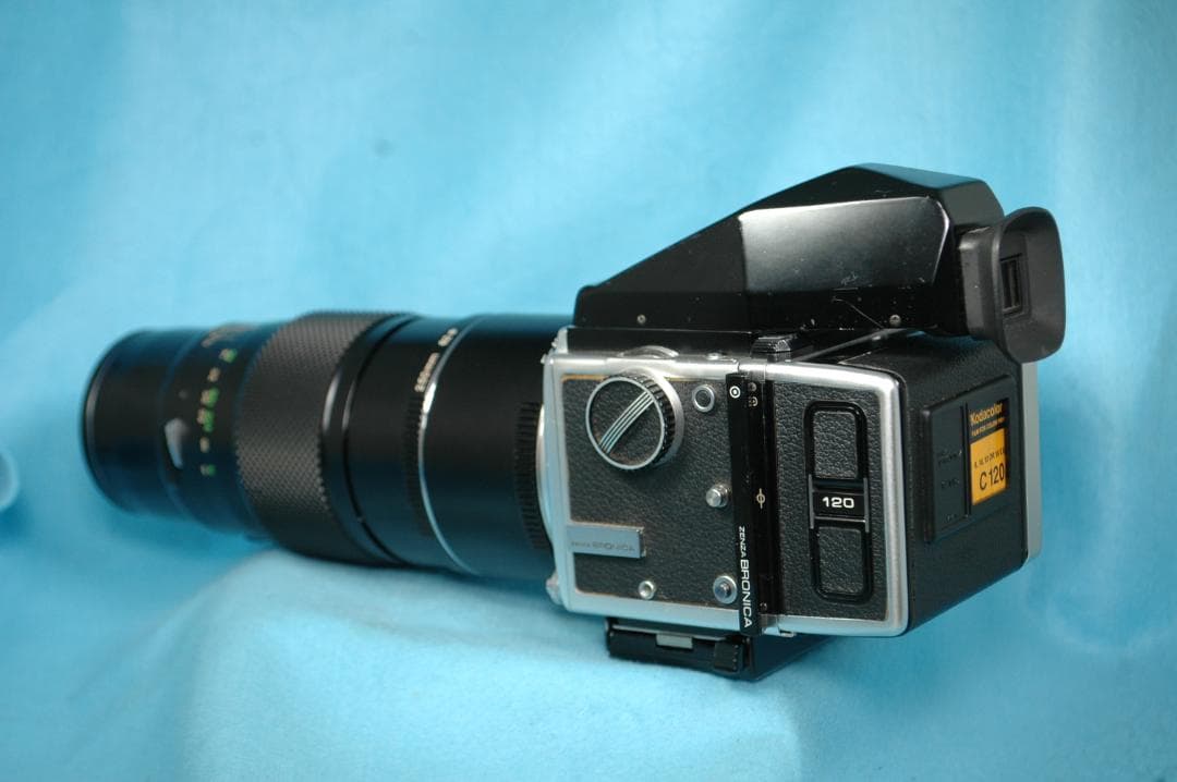 ZENZA BRONICA ETR 《動作品》