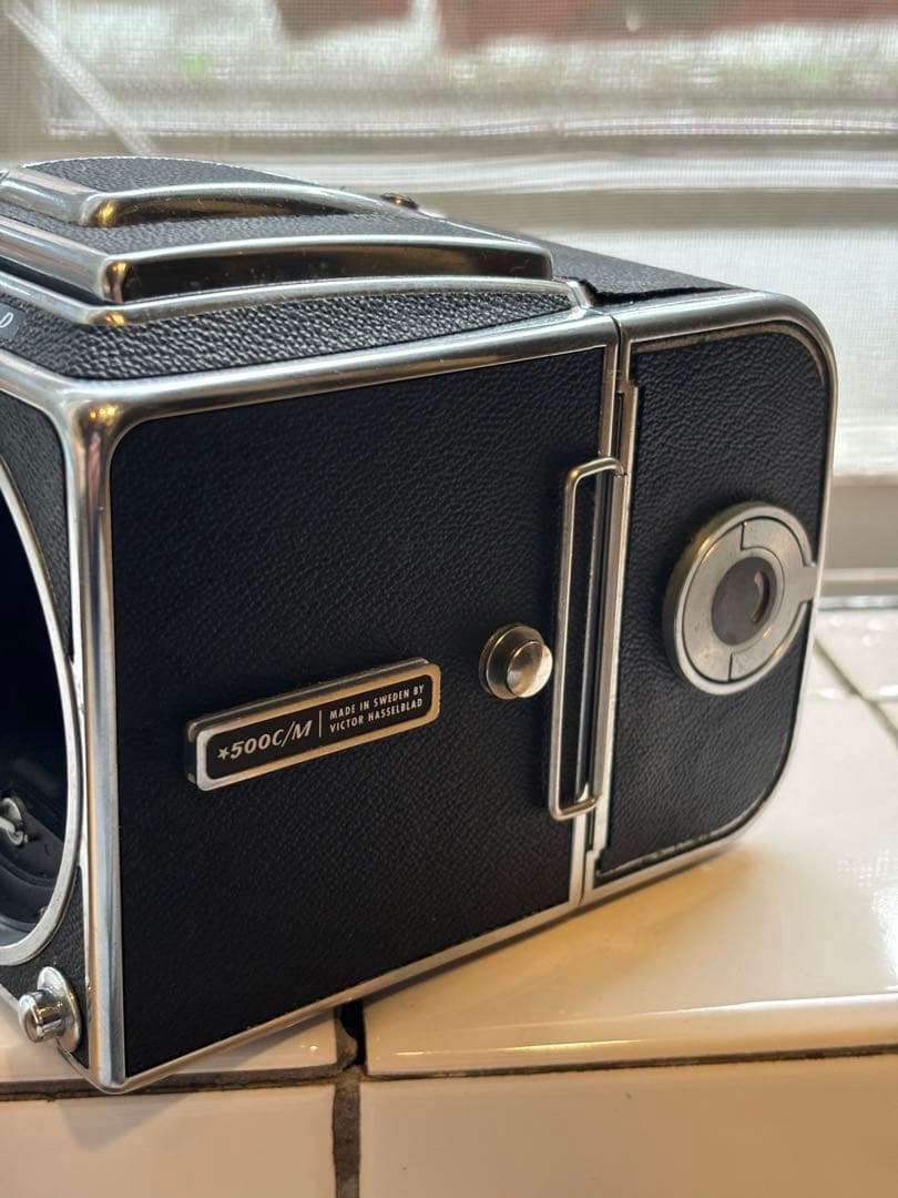 Hasselblad 500CM フィルムバック A24 付 - メルカリ