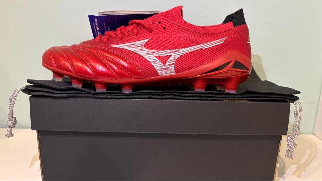 Mizuno モレリアネオ 4 β 40周年 ルビーレッド 26.0cm