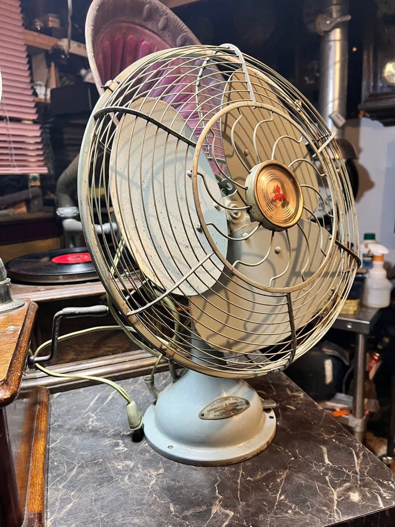 レトロ三菱扇風機、三菱鉄製扇風機 レトロ首振り扇風機、三枚羽