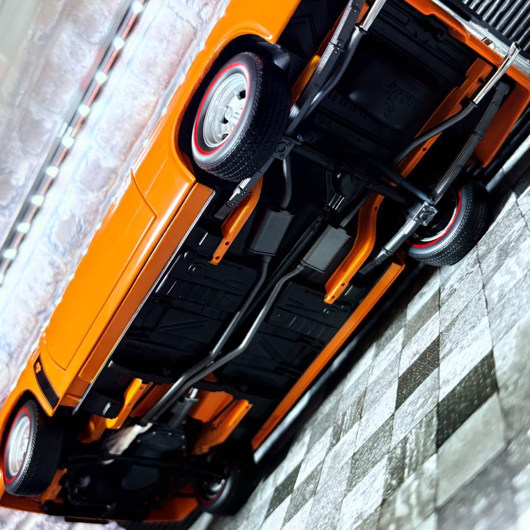 1/18 CC クライスラー ヴァリアント E49 R/T チャージャー