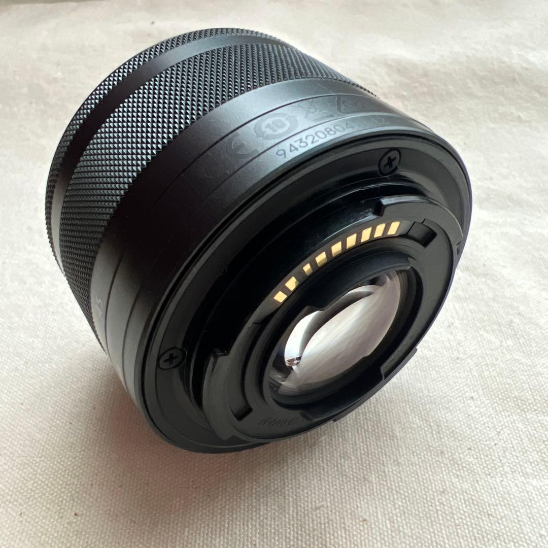 CANON EF-M 15-45mm F3.5-6.3 IS STM 標準レンズ