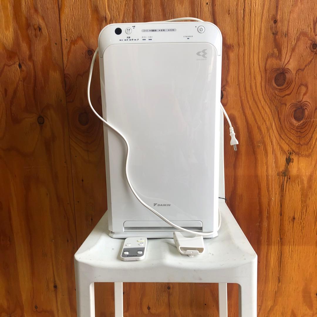 DAIKEN ダイキン ストリーマ空気清浄機 2020年製 ACM55W-W ダイキン ACM55Z-W 〜25畳 ストリーマ 空気清浄機 ホワイト : クリーム