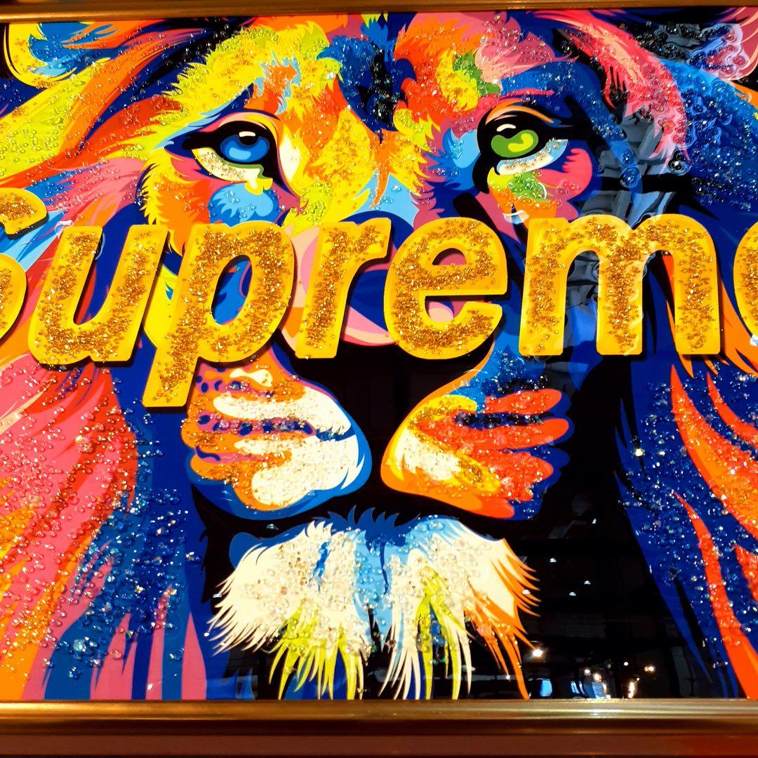 輸入雑貨 天然水晶石 クリスタルアート ブランドロゴ 『Supreme』 宝石