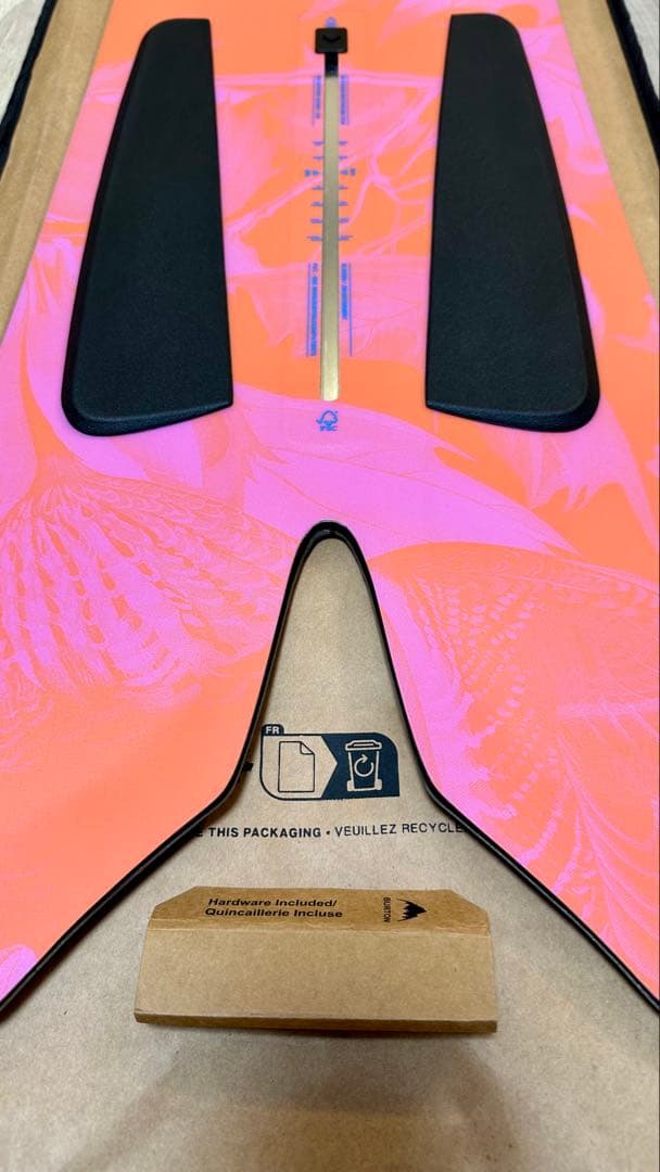 スノーボード 新品Burtonファミリーツ リー3DチャンネルサーファーFat