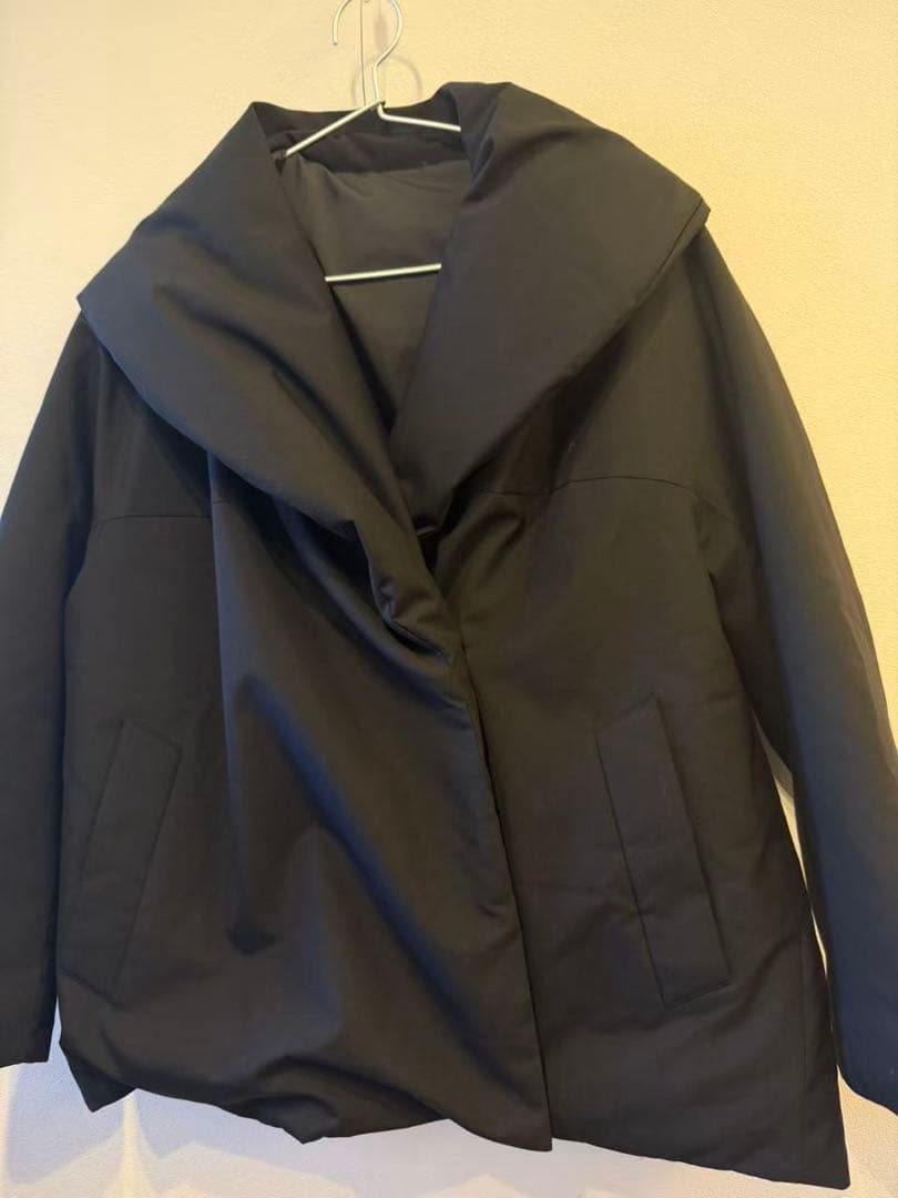 ebure エブール フォルムダウン ショールカラーミドルコート - メルカリ