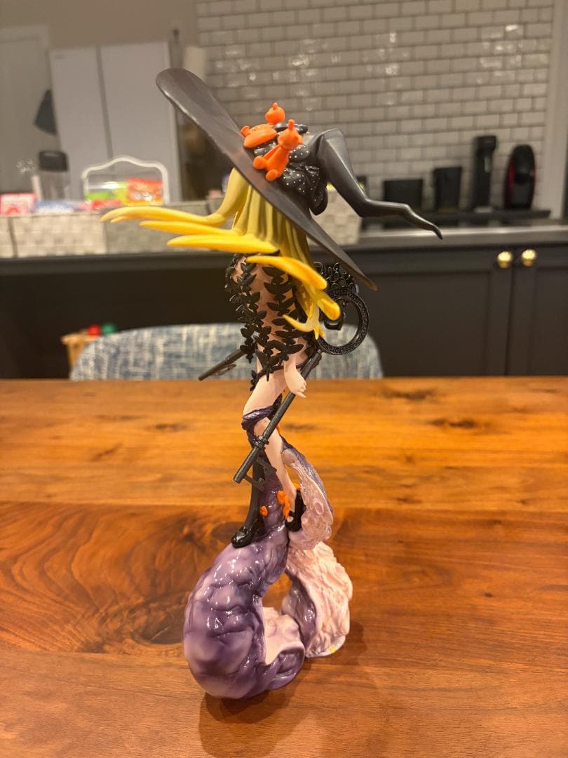 FGO　アビゲイル第2再臨　1/7　ガレージキット　塗装済み完成品