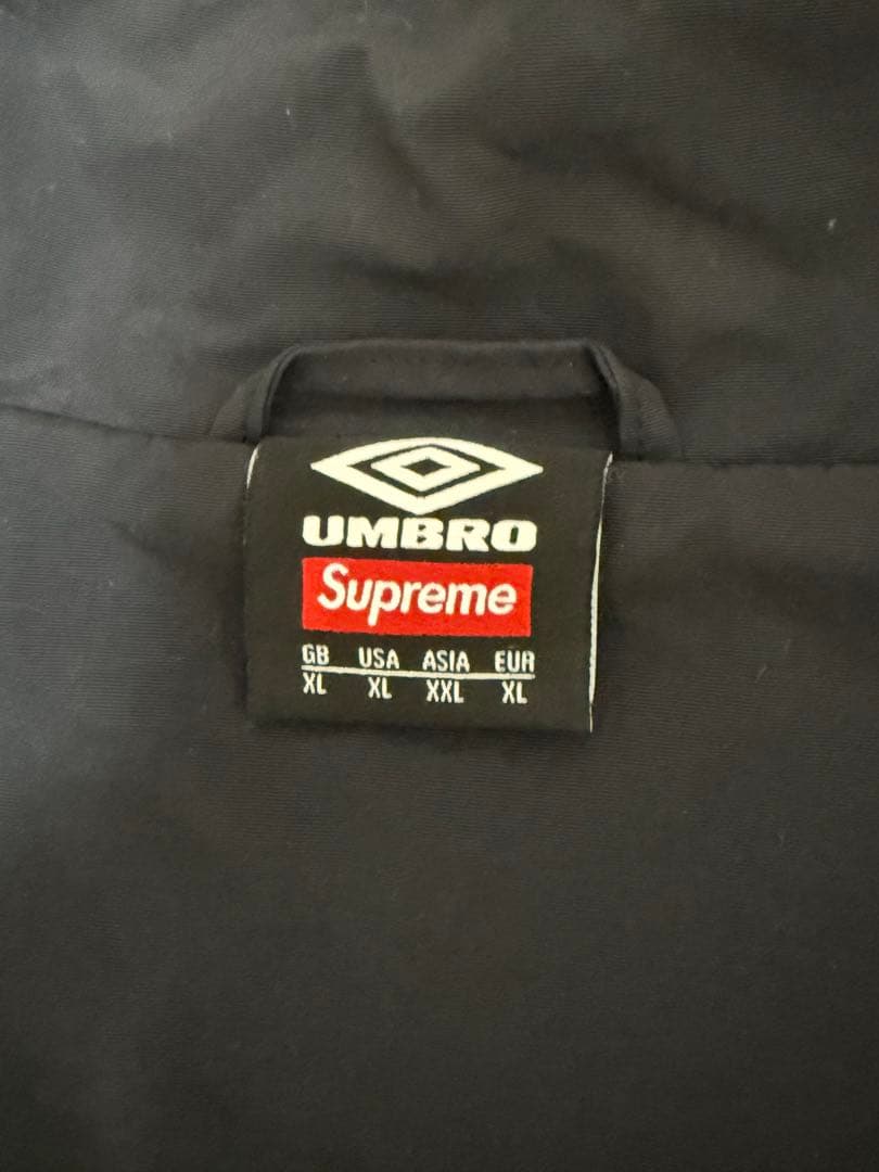 Umbro ウィンドブレーカー L 黒/灰 SUPREME - メルカリ
