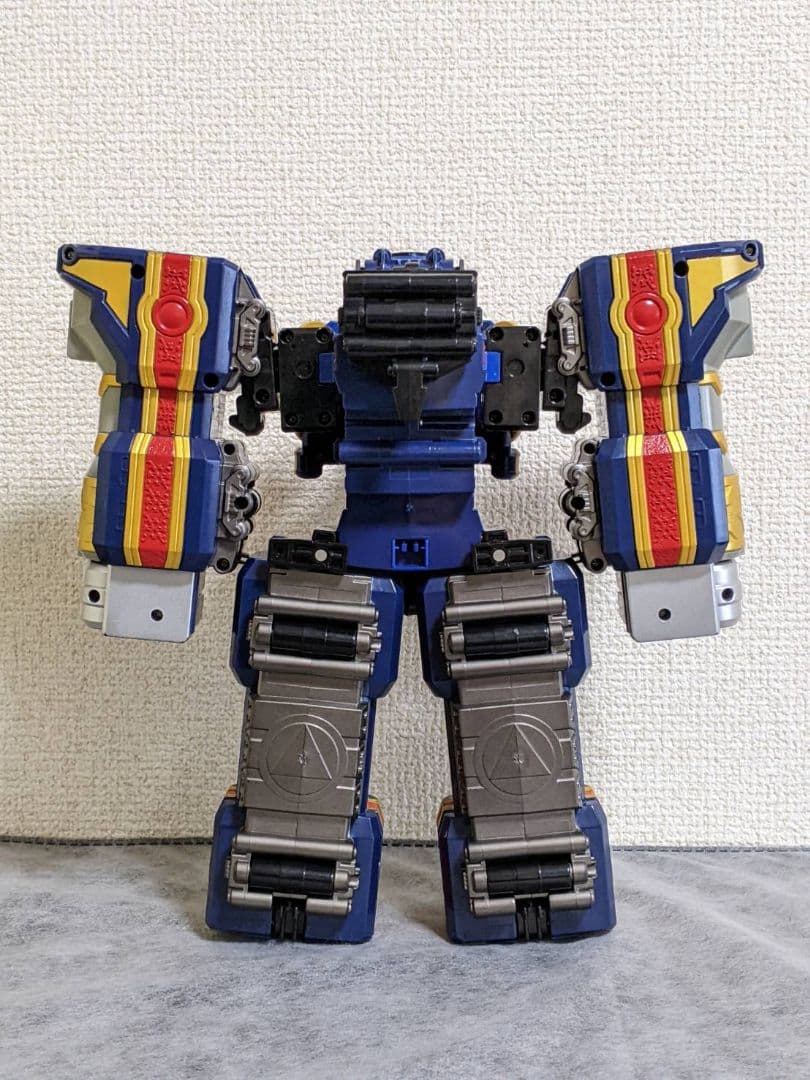 魔法戦隊マジレンジャー 魔法鉄神DXトラベリオン - メルカリ