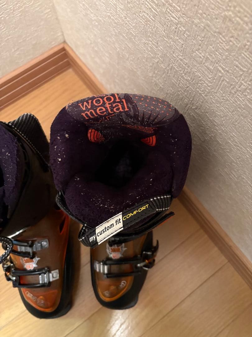 スキー用ブーツ ブラック/オレンジ - スキーオンライン ショップ