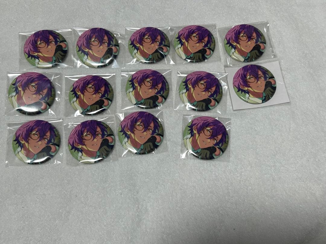 あんスタ 乙狩アドニス 缶バッジ 8点まとめ売り - メルカリ