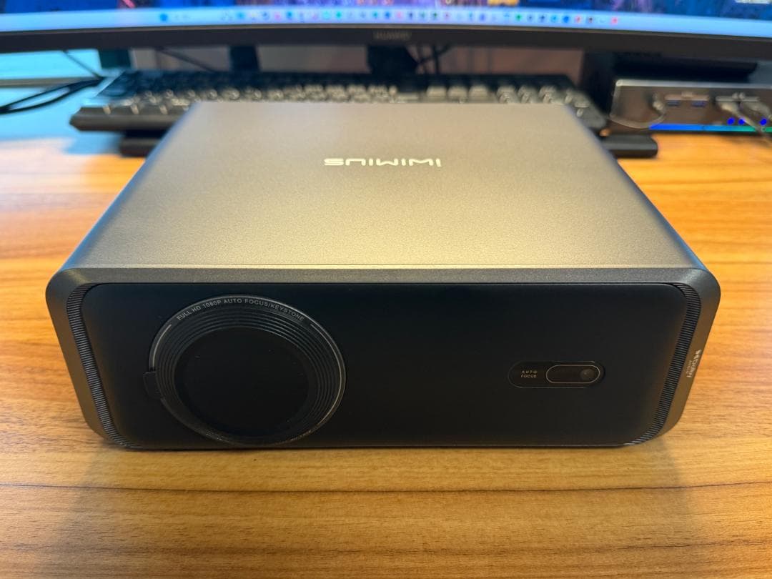 iWiMiUS P65 プロジェクター Netflix対応 1000ANSI - メルカリ