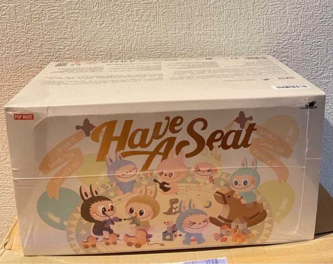 LABUBU THE MONSTERS Have a Seat ぬいぐるみ