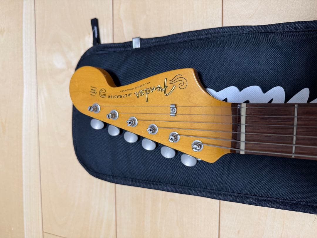 y*い様 Fender Jazzmaster JM66 VWH - メルカリ