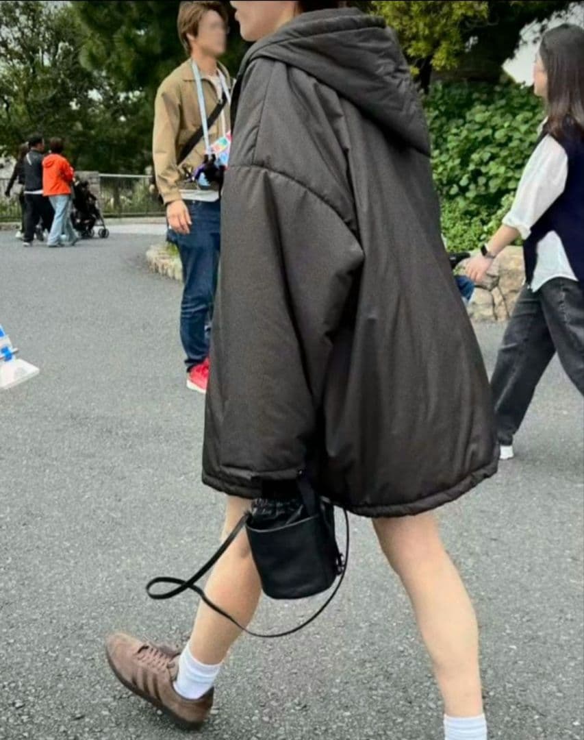 ザハイライツ THEHIGHLIGHTS ダウンジャケット 黒 2 マチャット - メルカリ