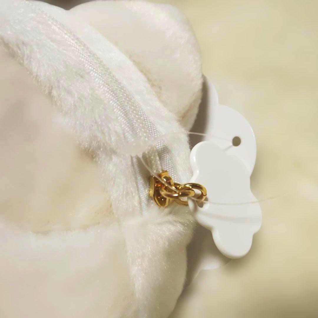 マシュマロみたいなふわふわにゃんこ　ぬいぐるみ　マスコットチャーム　ポーチ　３点