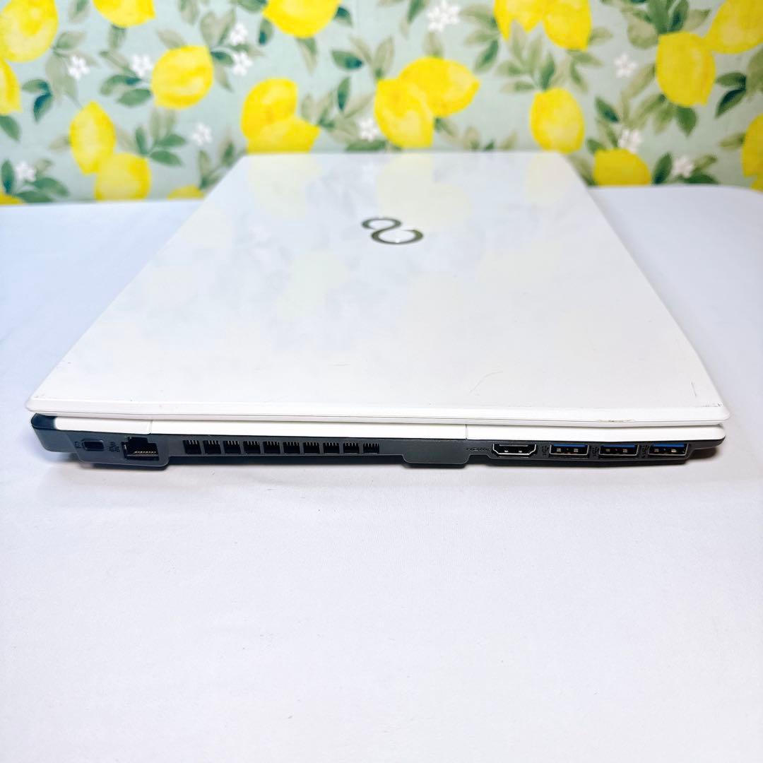 富士通❤️初心者向けすぐ使える❤️ネットや事務に❤️表計算や音楽