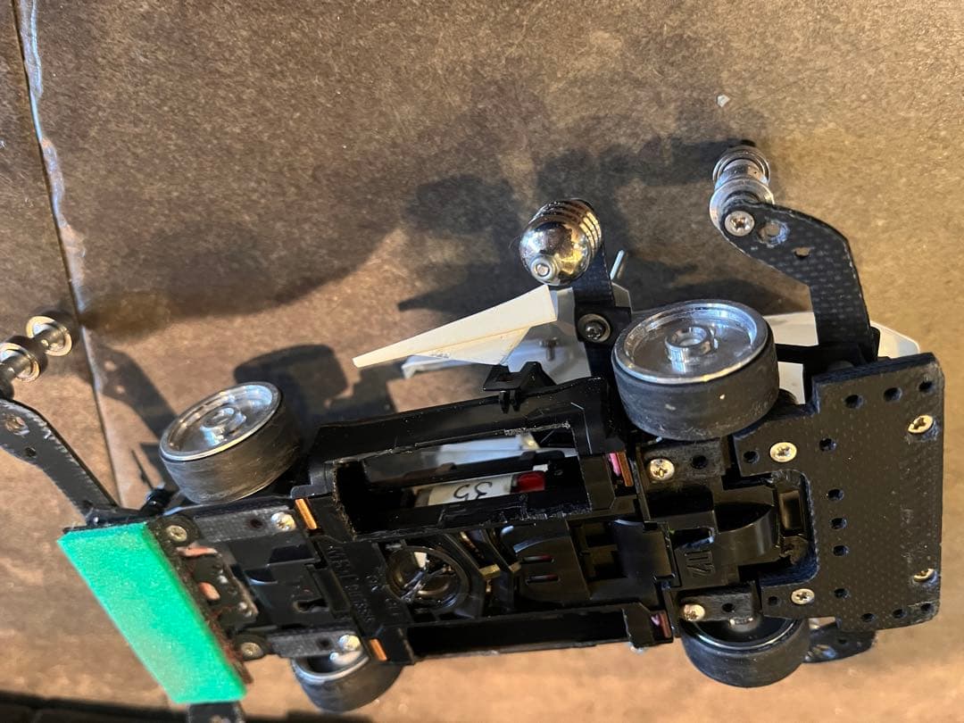 ミニ四駆フルカスタム　高級充電器未使用品付き