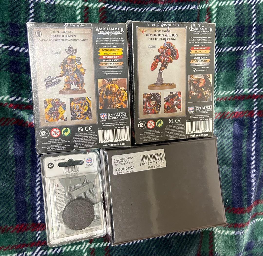 ウォーハンマー40000 ホルスへレシー 4点セット