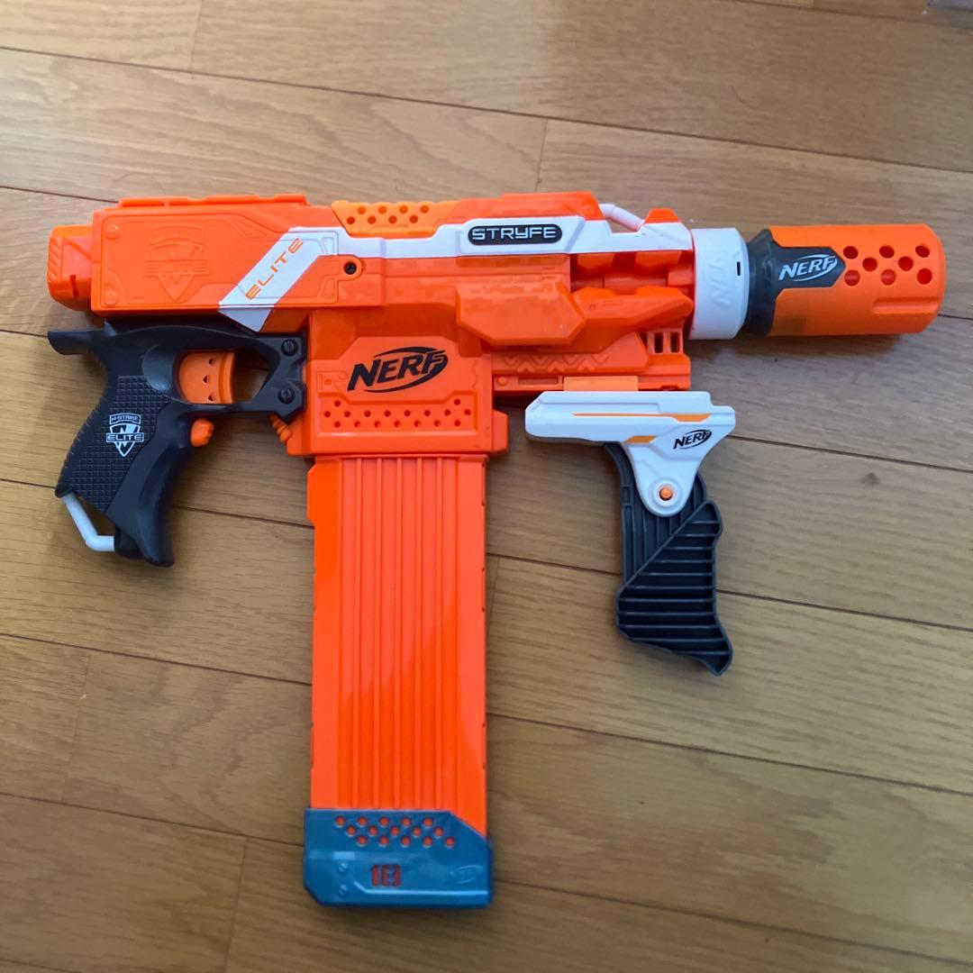 NERF ストライフ アタッチメント付き - メルカリ