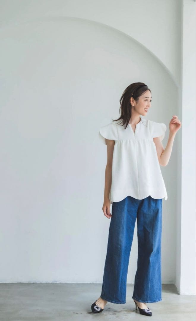 bitnabi 美人トップス ペタルスリーブ（ホワイト）