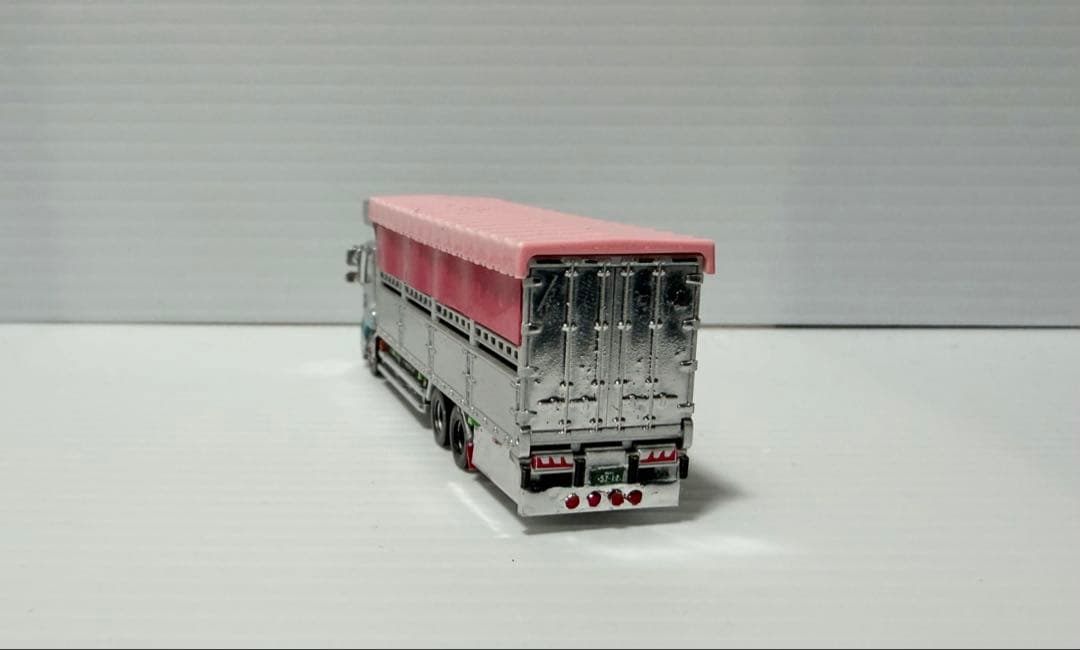 牛2頭付き UDトラックスクオン 家畜運搬トラック べこ車 トラック