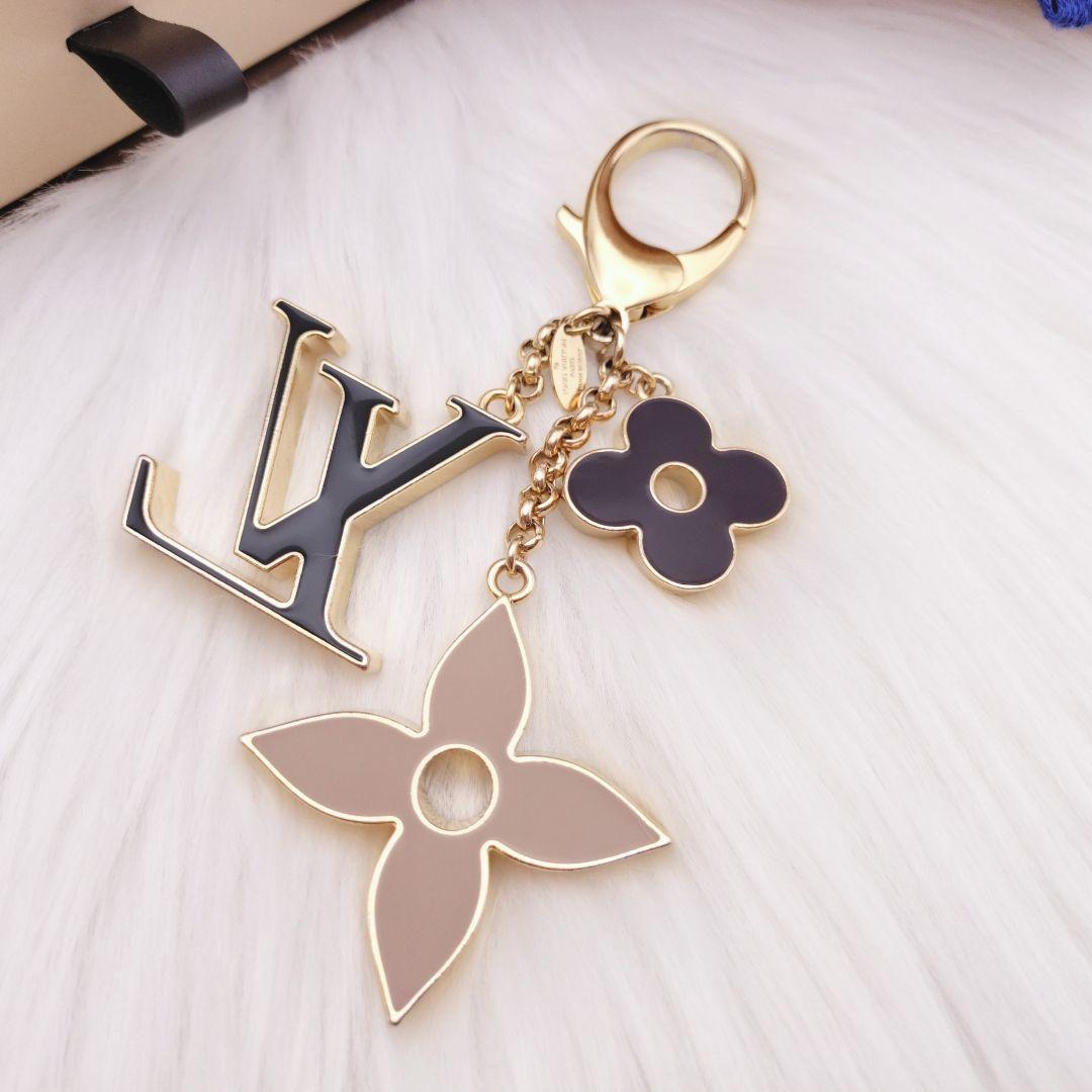 大谷瞳さん専用✨ルイヴィトン フルールドゥモノグラムキーホルダーチャームフラワー