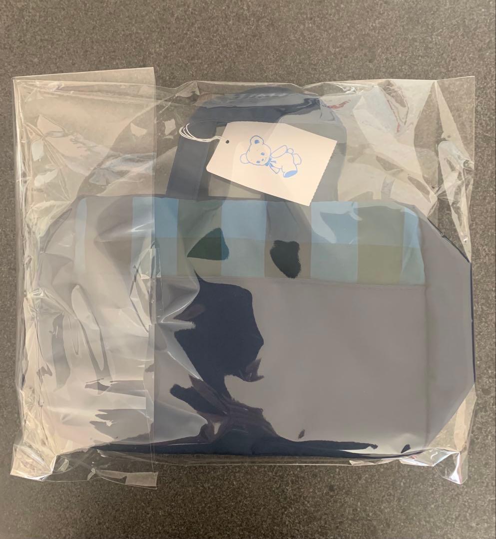 みるく☆新品未使用☆《ファミリア》おむつポーチ　青系チェック