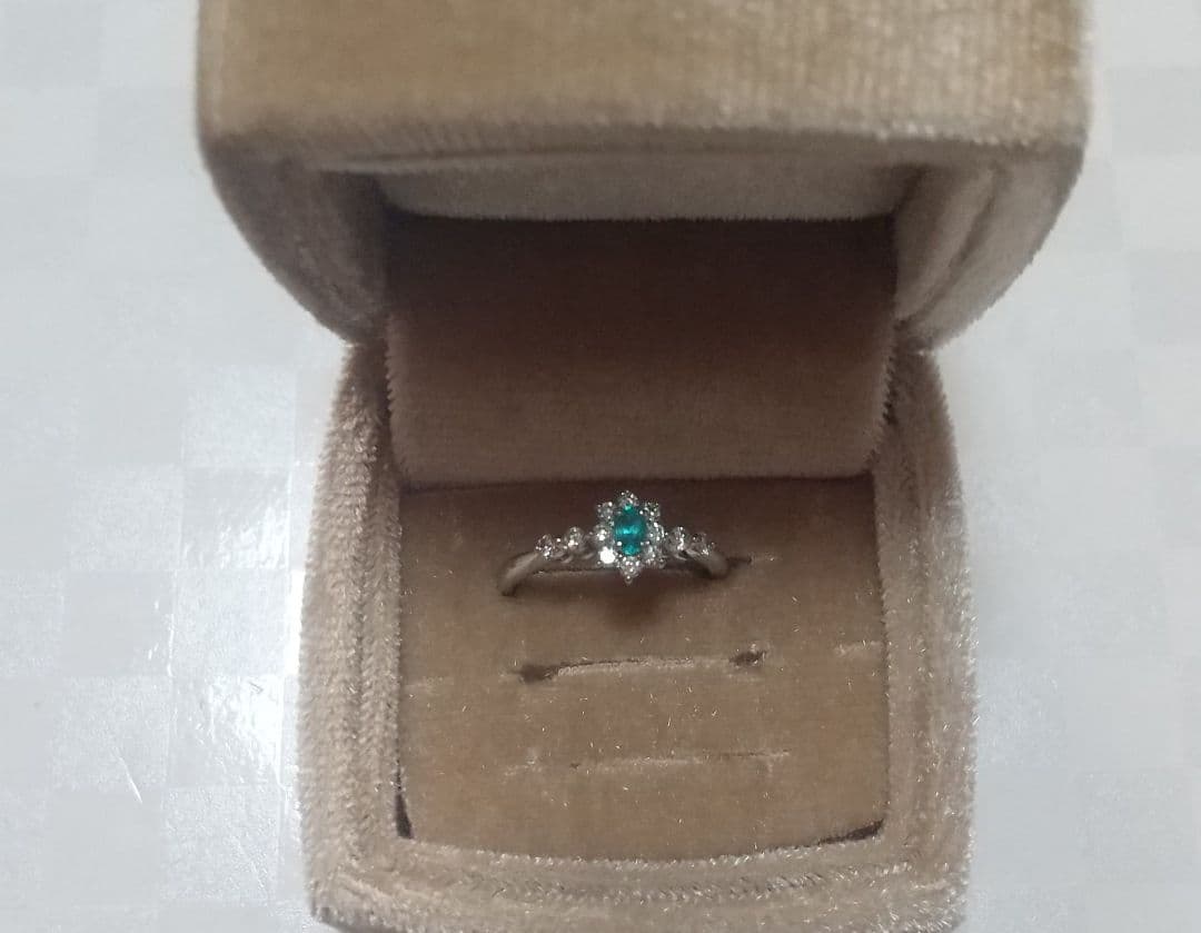 世界三大希少石 ブラジル産パライバトルマリン (鑑別書付き) 1点物】世界三大希少石☆トルマリンの最高峰☆ブラジル/パライバ州