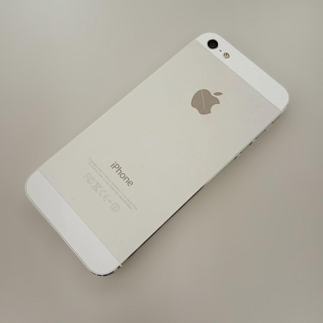 Apple iPhone 5 シルバー 本体 - メルカリ