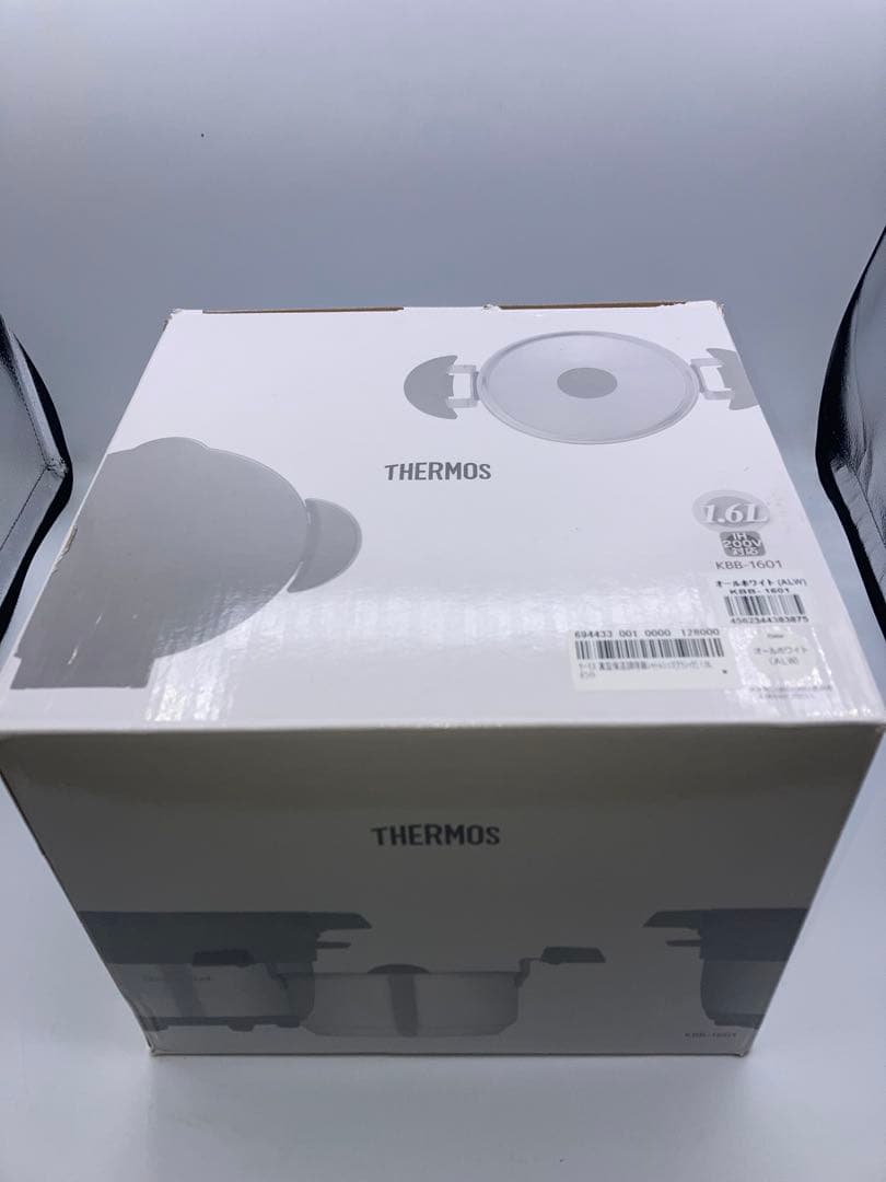 新品　THERMOS シャトルシェフ 1.6L KBB-1601 オールホワイト