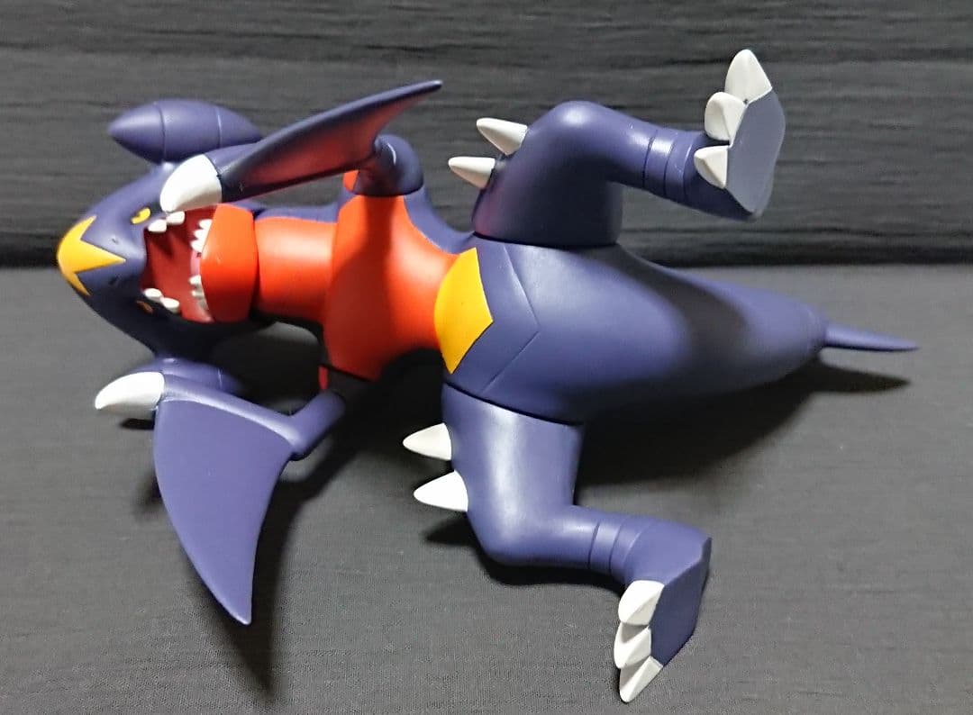 ねんどろいど 507 ガブリアス ポケモン フィギュア シロナ - メルカリ