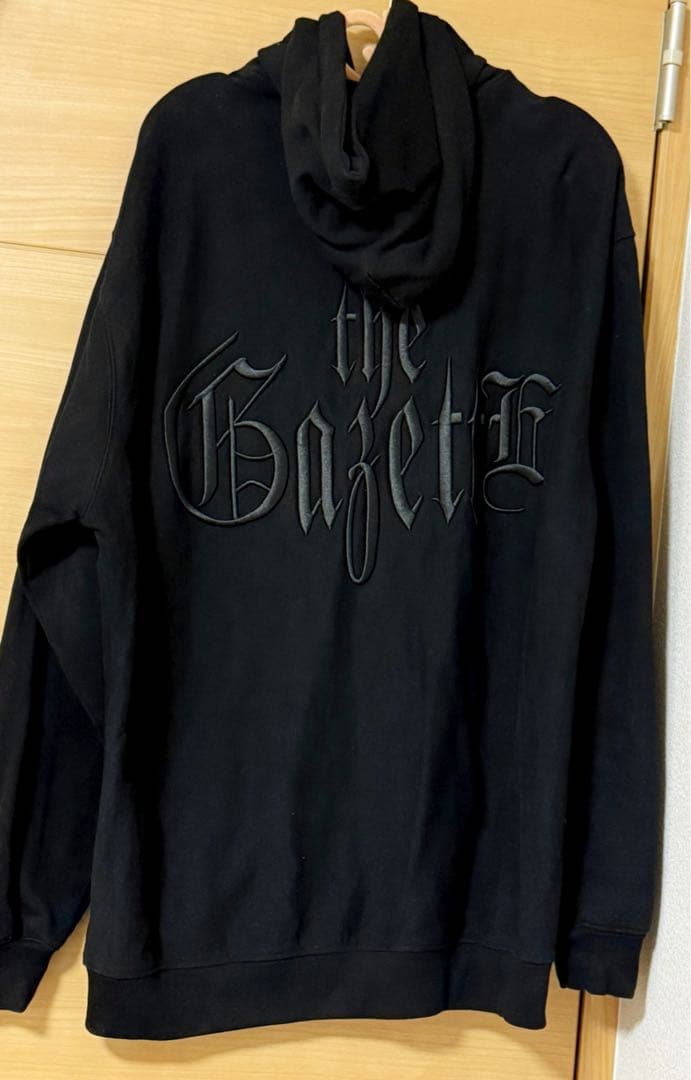 the GazettE ロゴパーカー　黒　Ｌサイズ