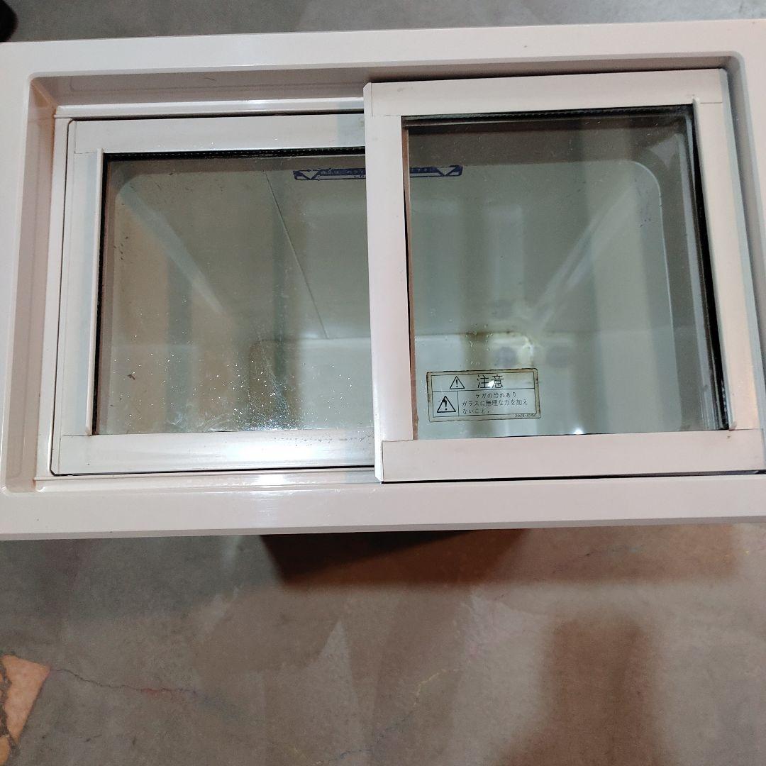 コンパクト　冷凍庫　サンデン　ホワイト フリーザー | サンデン・リテールシステム株式会社