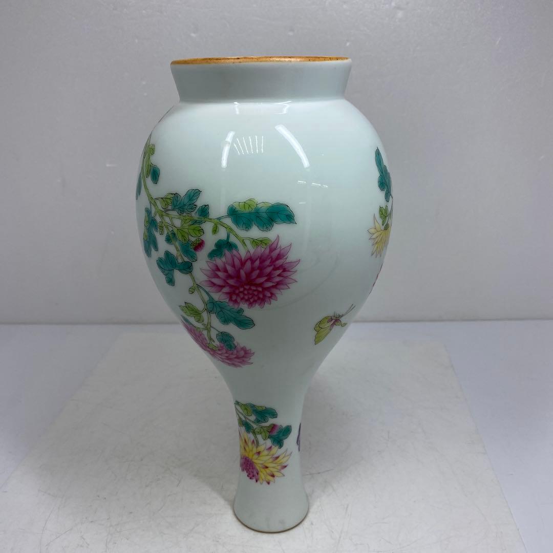 中国美術 大清乾隆年製 粉彩花蝶図花瓶 タニト 東さ7-0809☆2F - メルカリ