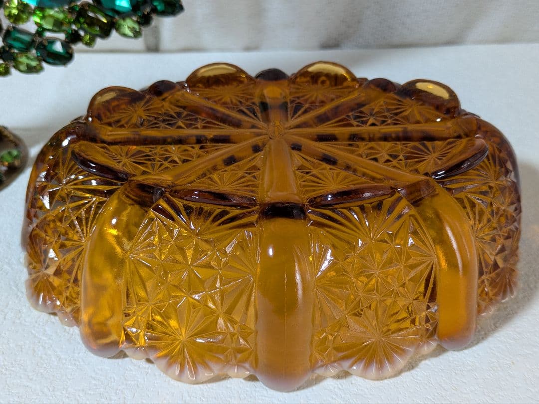 フェントン バージニアガラス 琥珀色ボウル デイジー＆ボタン - メルカリ