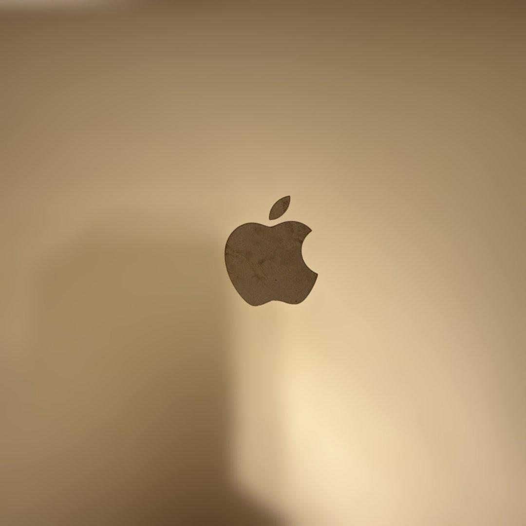 MacBook Air 13インチ ローズゴールド 2020 画面損傷あり - メルカリ