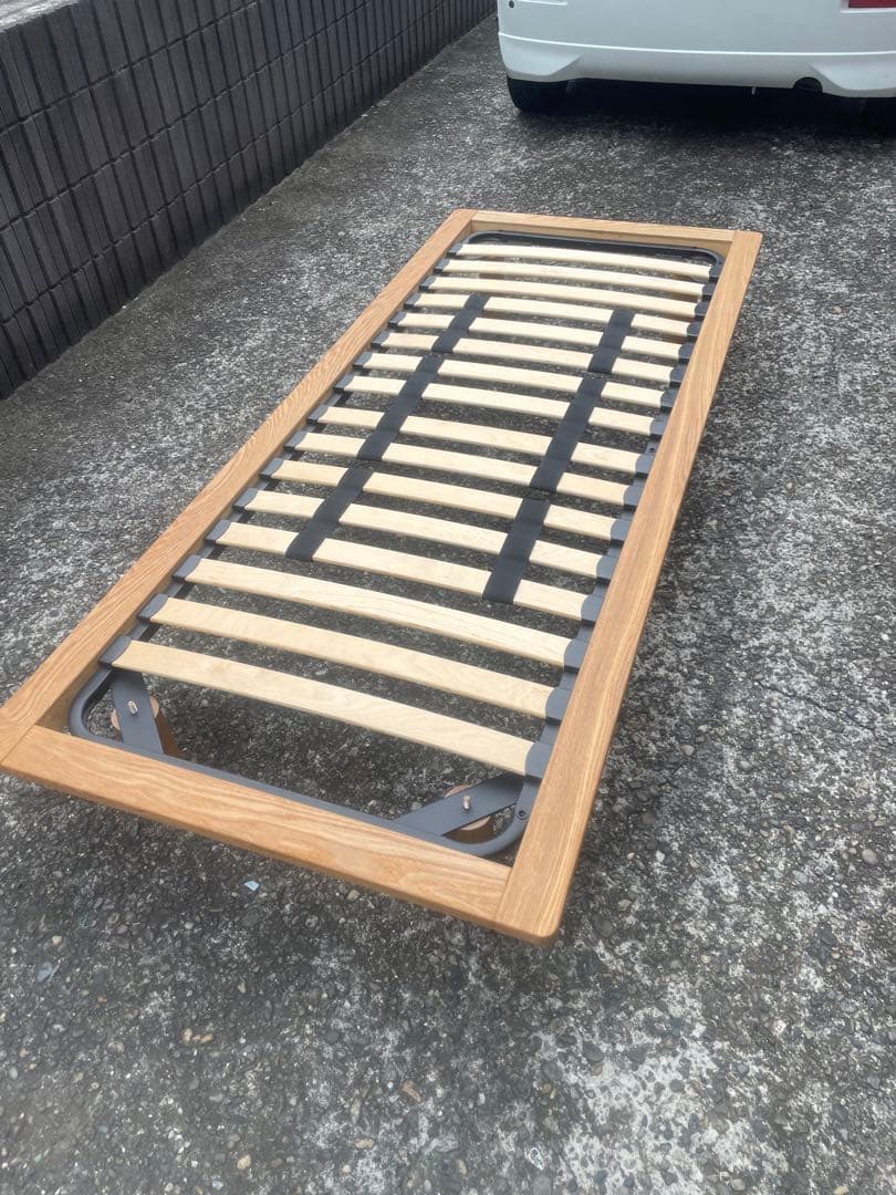 【引取限定】無印良品　スリムシングル　セミシングル　ベッド　フレーム　葛飾区 もたれかかれる木製ベッド オーク材突板 シングル | 無印良品