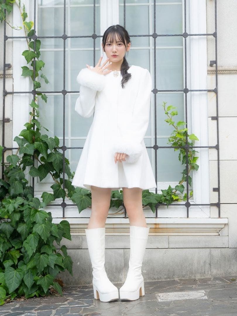 【美品】evelyn リボンティペットコート S ホワイト 2026年最新】evelyn コート ティペットの人気アイテム - メルカリ