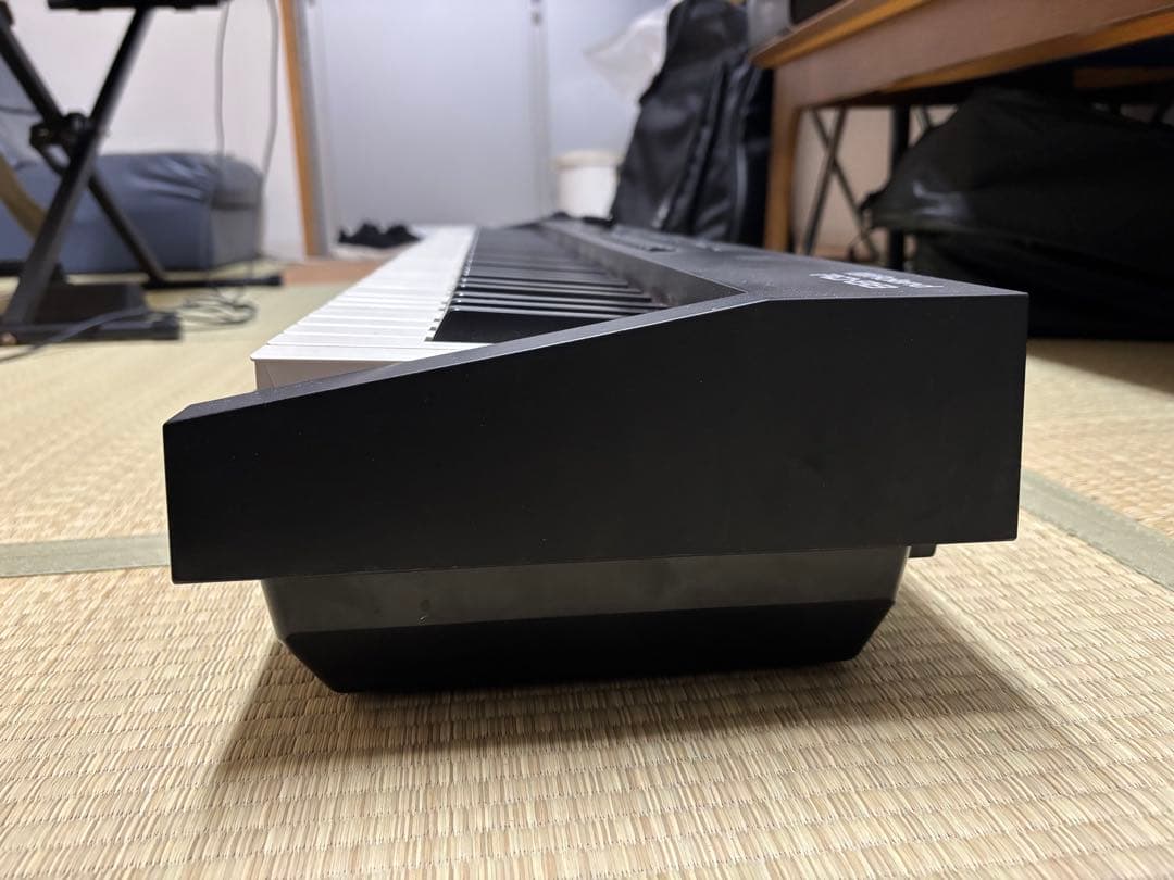 Roland RD-88 純正キャスターケース付き（単品販売もあります