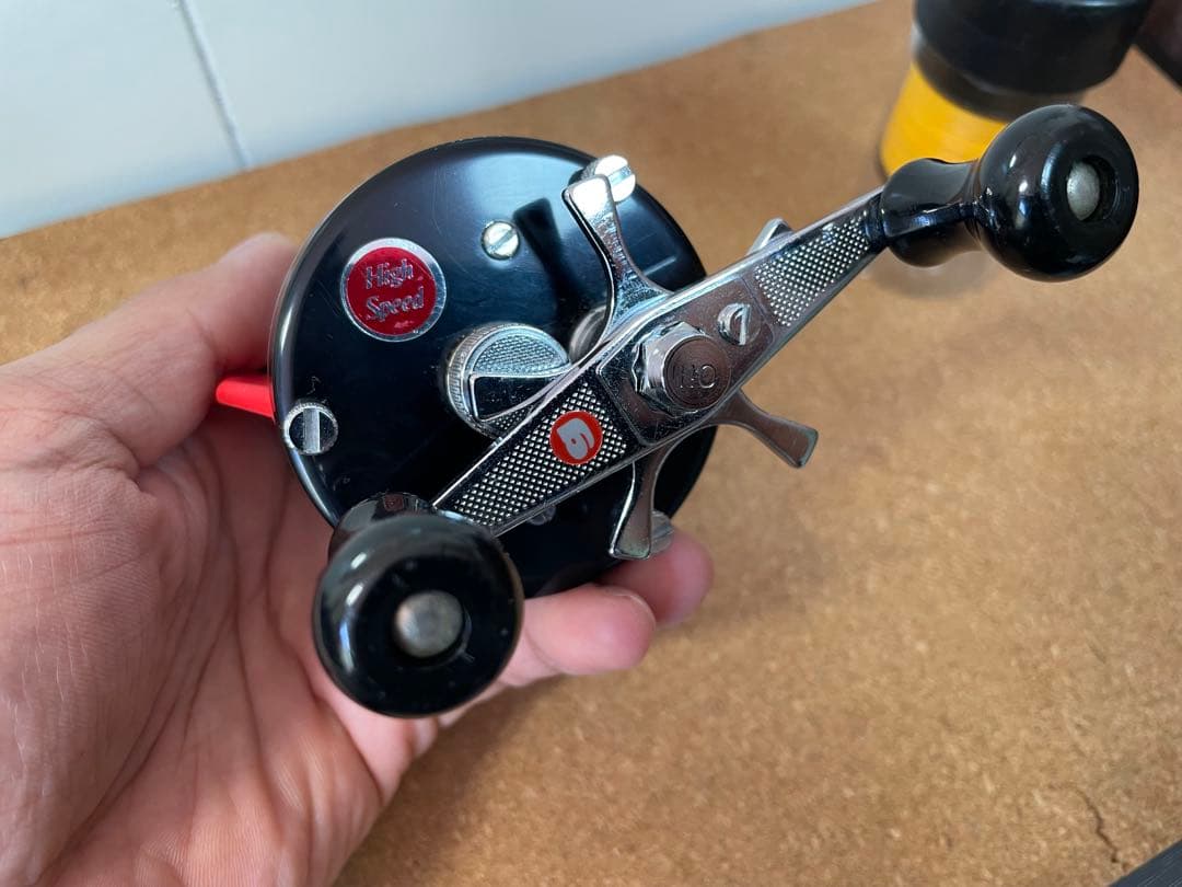 アブ アンバサダー 5600C 赤ベロ 替スプール - メルカリ