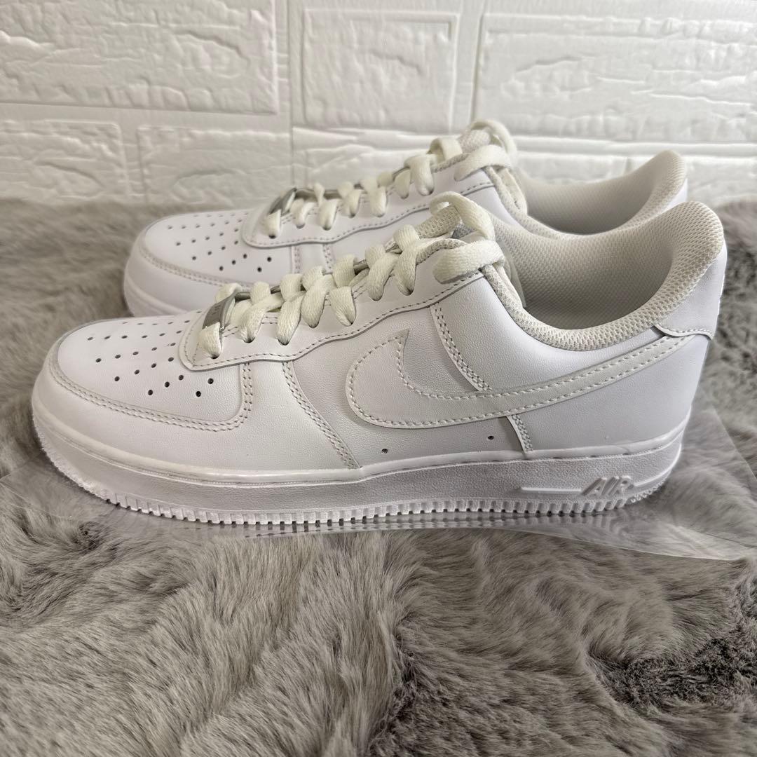 NIKE ナイキ　エアーフォース1 ホワイト　25.5cm