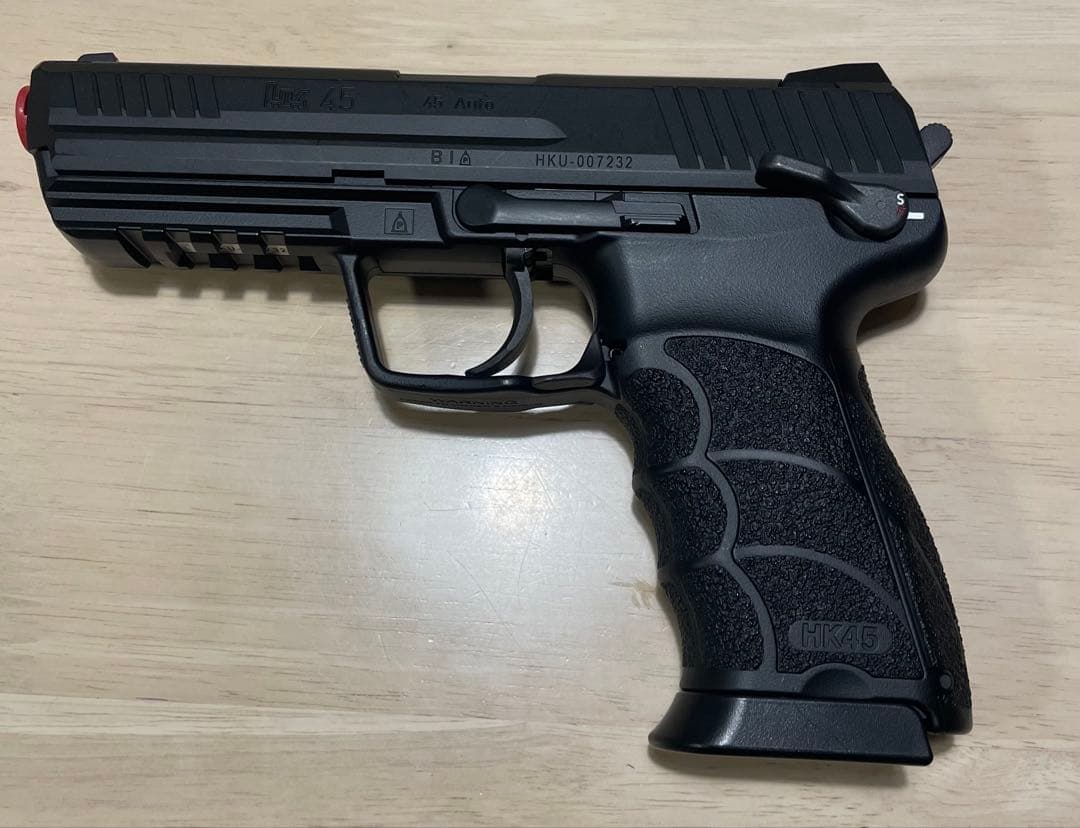 電動ガン HK45 ブラック マガジン2本付き