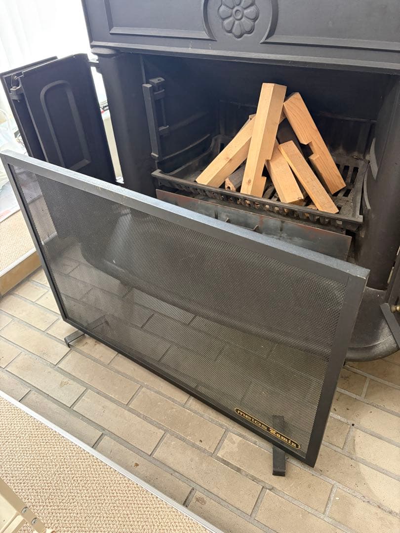 METOS KAMIN 薪ストーブ 鋳物製（札幌市にて直接引取限定） - メルカリ