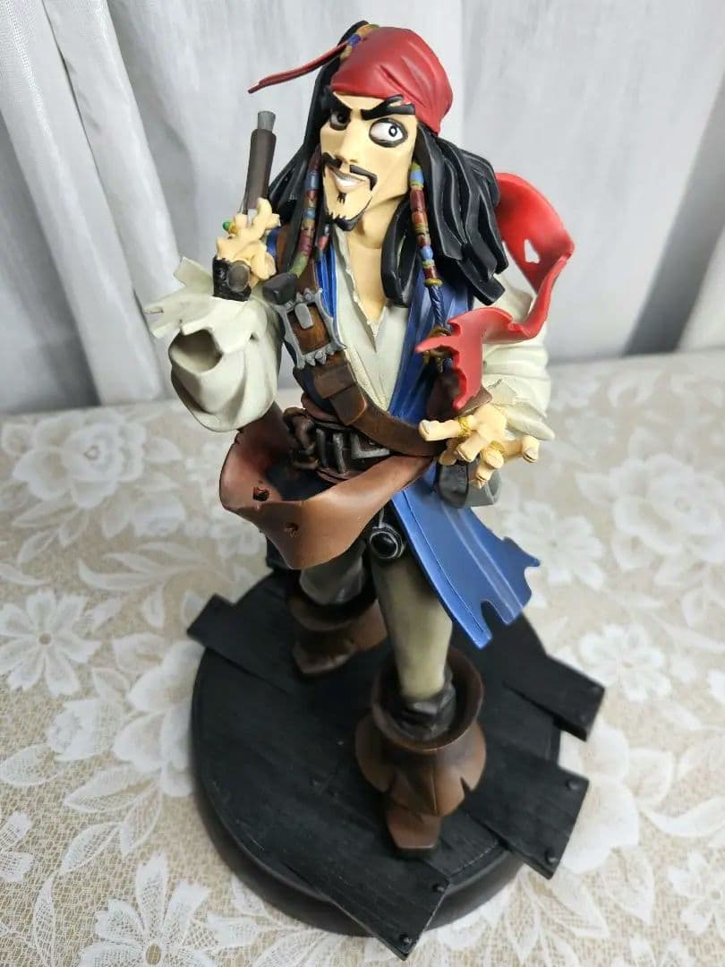 限定 パイレーツオブカリビアン ジェントル ジャックスパロウ フィギュア