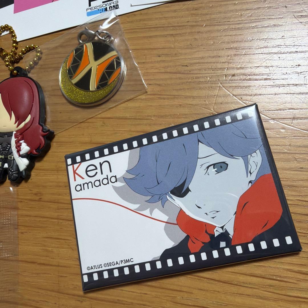 ペルソナ　P3 ラバーキーホルダー　缶バッジ　ポストカード　セット　まとめ売り