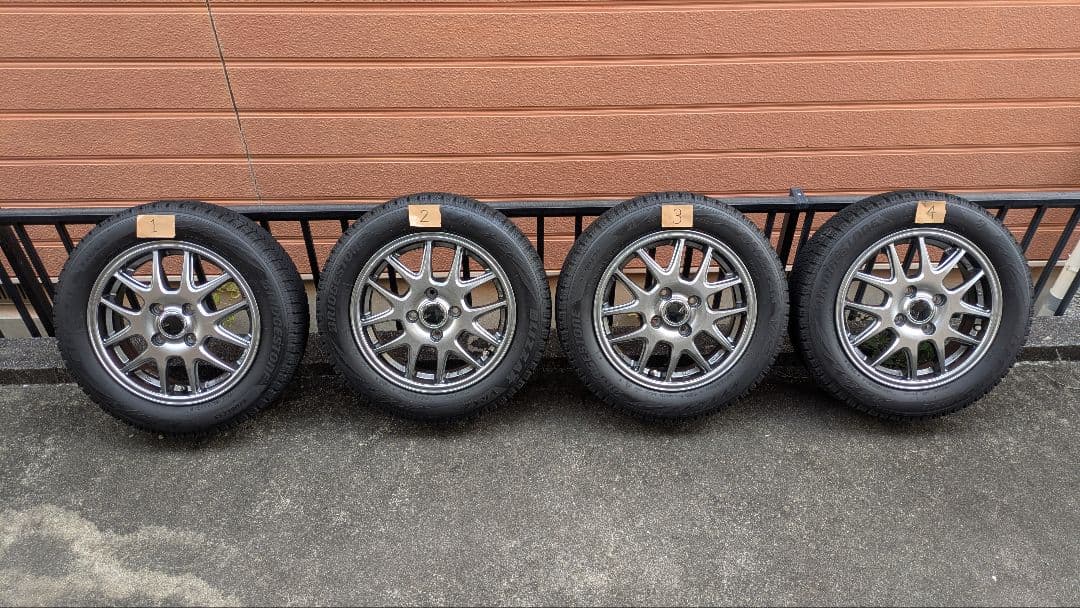 ブリヂストンBLIZZAK VRX2 14インチ2022年44週製造 美品 2本 - メルカリ