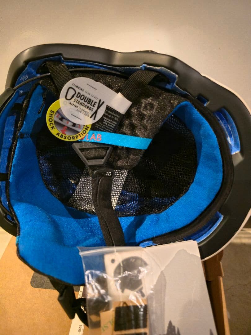 Salomon マウンテンラボ ヘルメット S ホワイト 未着用 - メルカリ