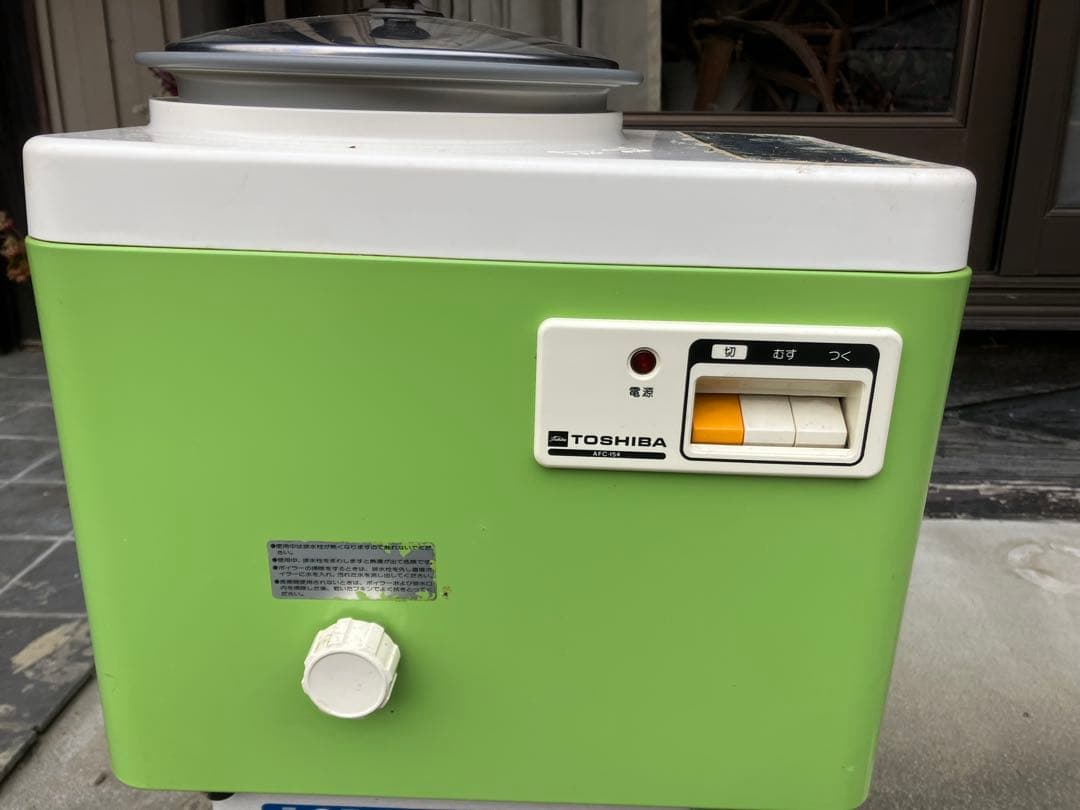 昭和レトロ TOSHIBA 餅つき機 AFC154G 緑色 - メルカリ