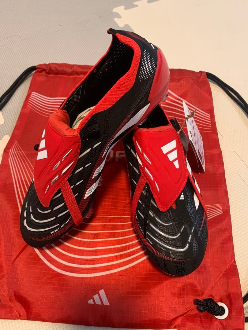 【限定モデル】プレデター ELITE FTモデル FG BWR 26.0cm